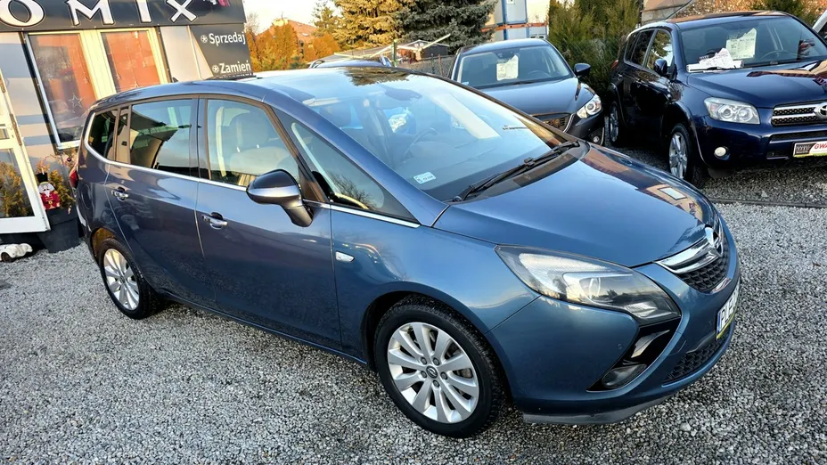 OPEL Zafira -