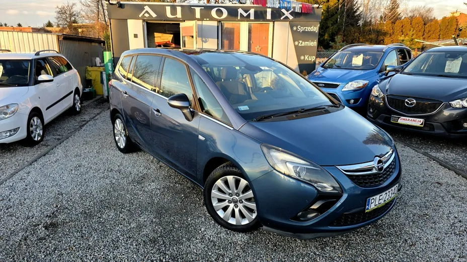 OPEL Zafira -