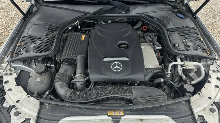 MERCEDES-BENZ C Klasa -