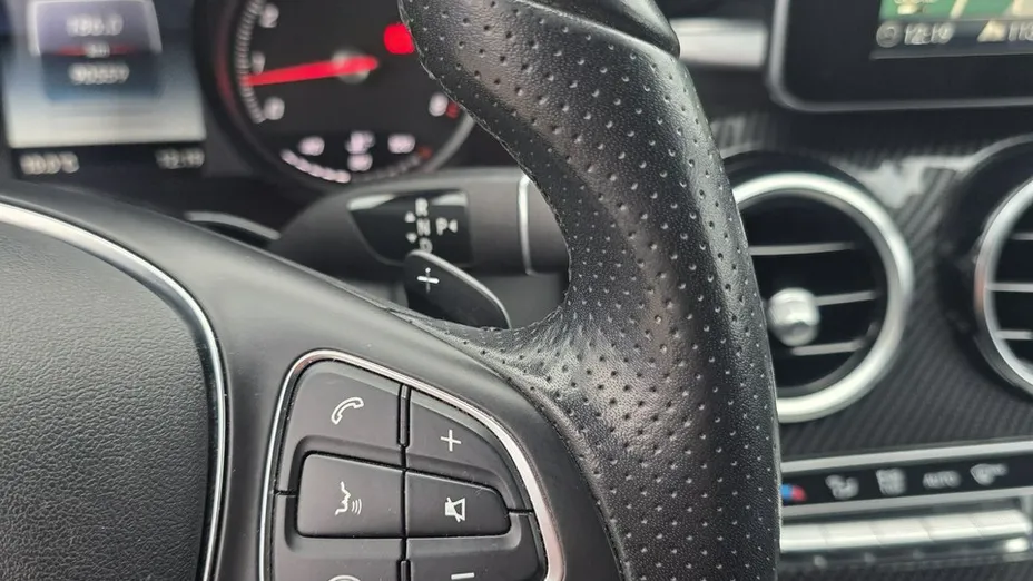 MERCEDES-BENZ C Klasa -