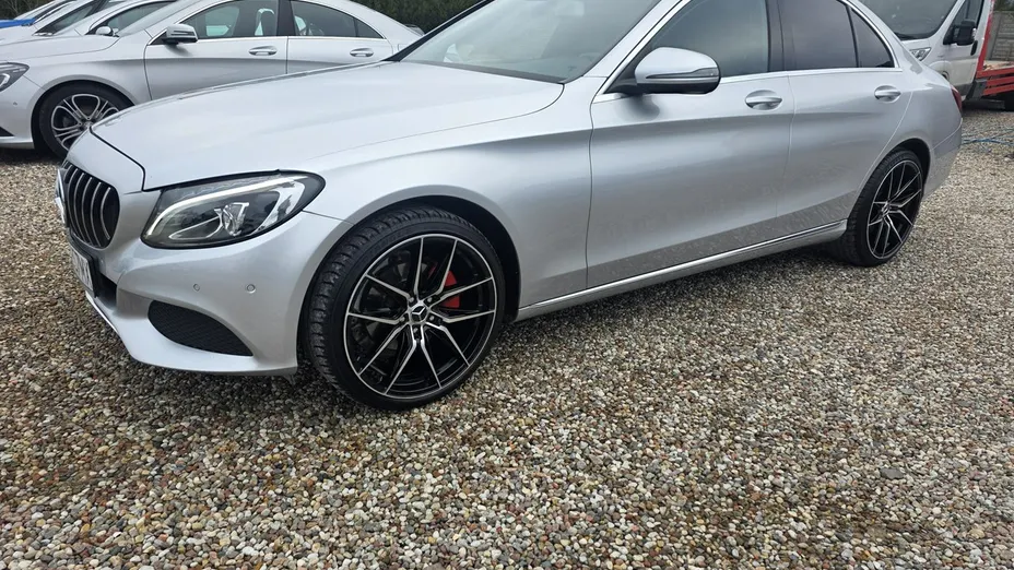 MERCEDES-BENZ C Klasa -