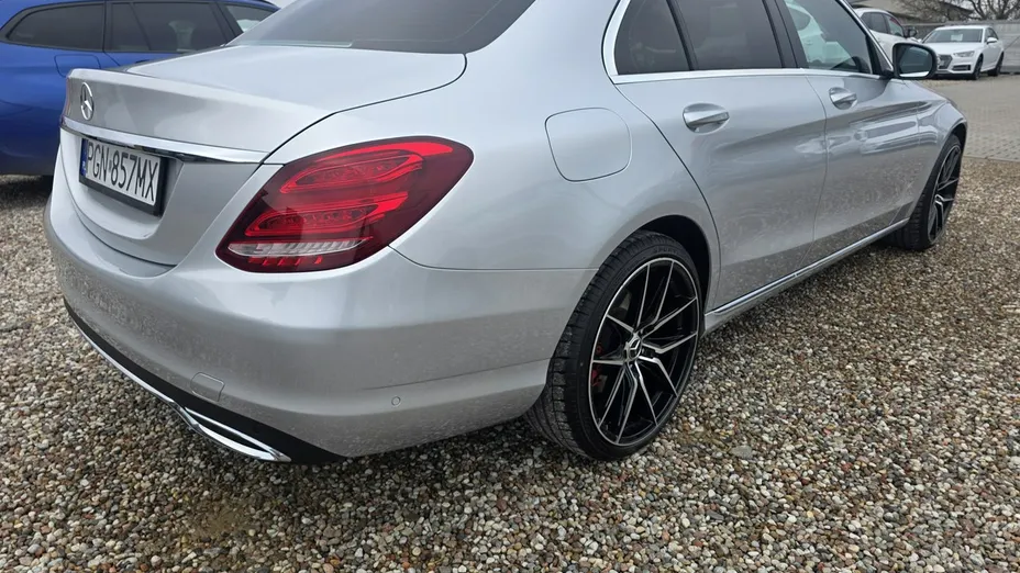 MERCEDES-BENZ C Klasa -