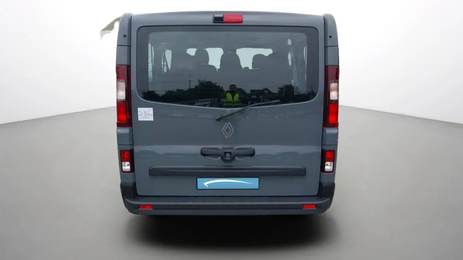RENAULT Trafic -
