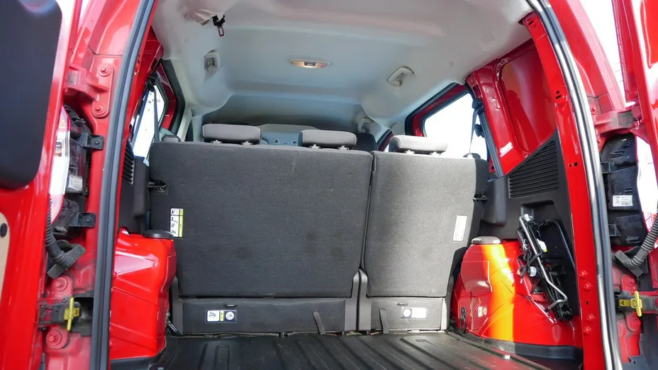 FORD Transit Courier -