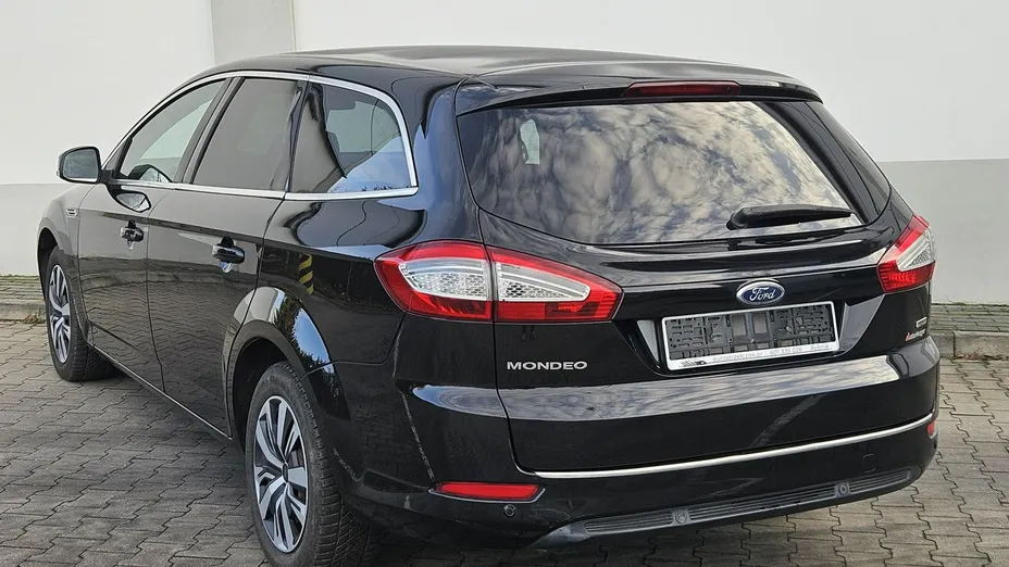 FORD Mondeo -