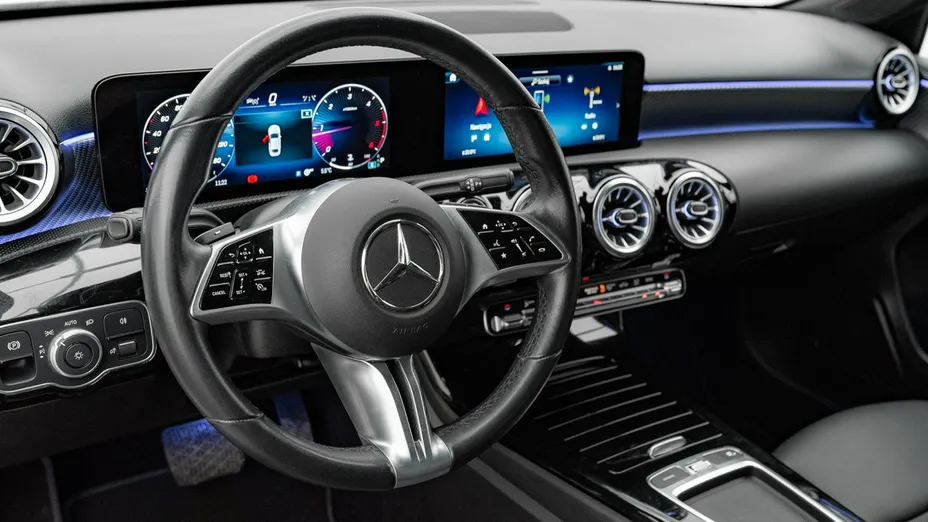 MERCEDES-BENZ A Klasa -