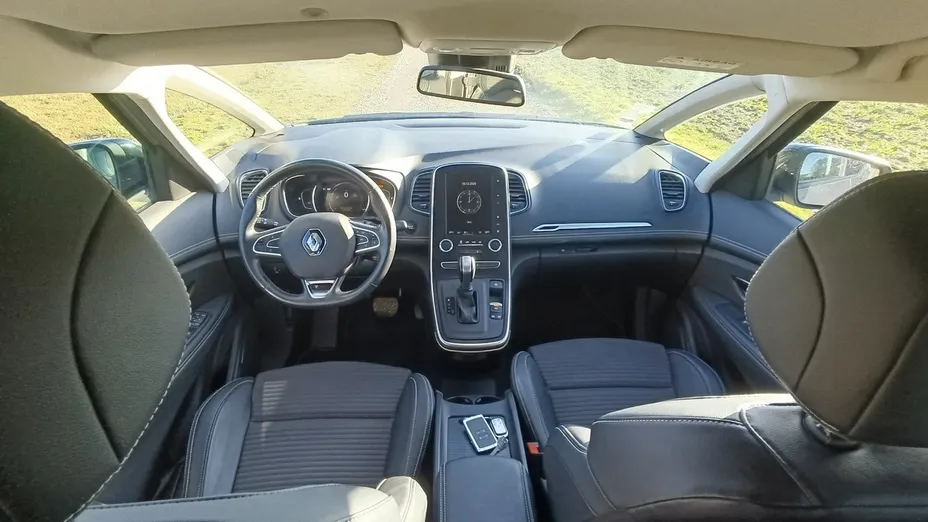 RENAULT Scenic -