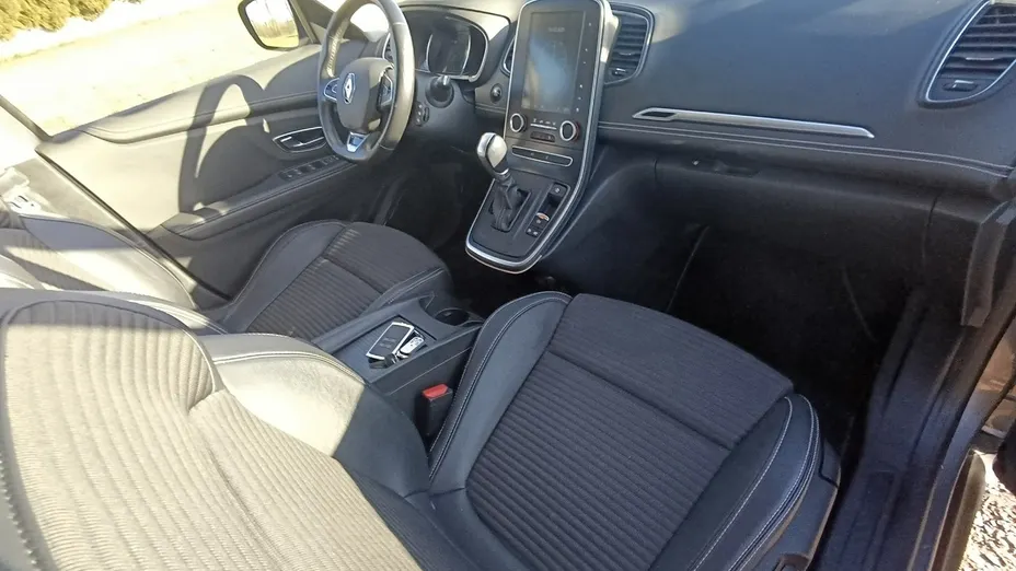 RENAULT Scenic -