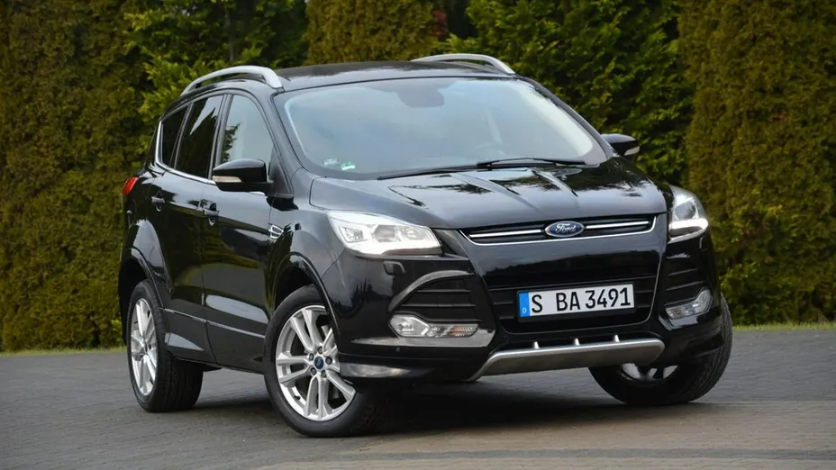 FORD Kuga -