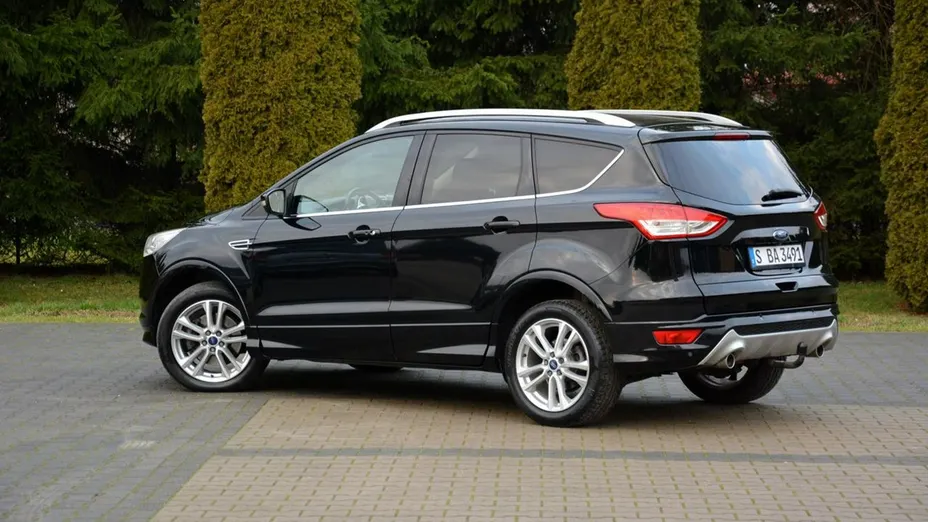 FORD Kuga -