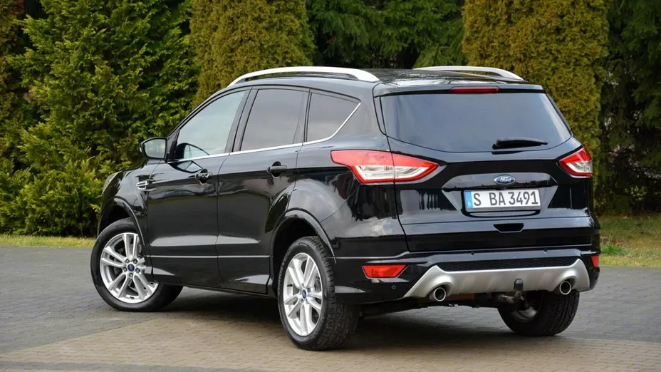 FORD Kuga -