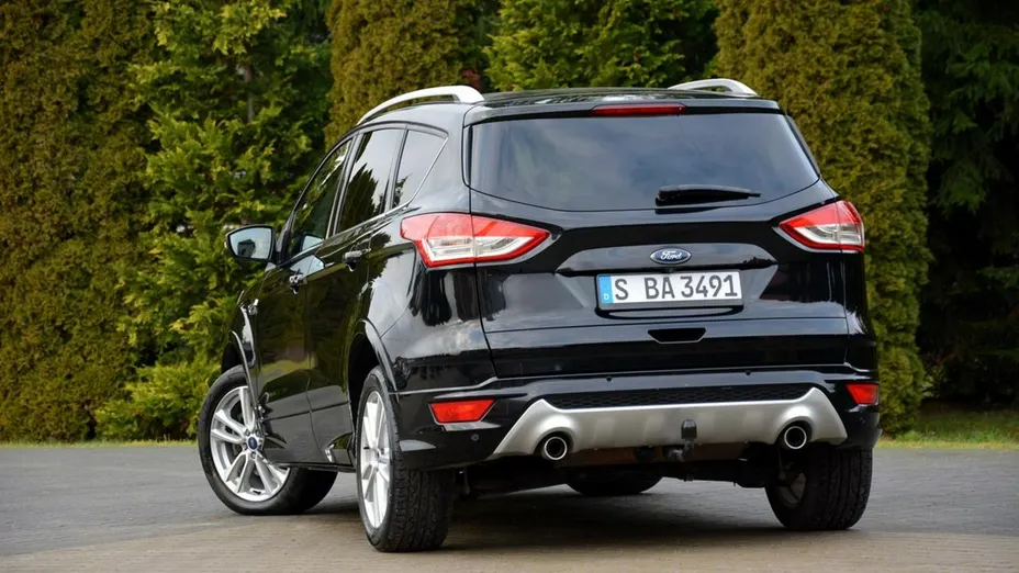 FORD Kuga -