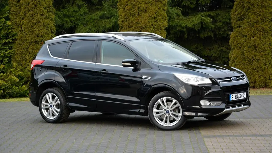 FORD Kuga -