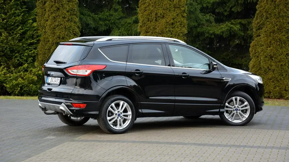FORD Kuga -