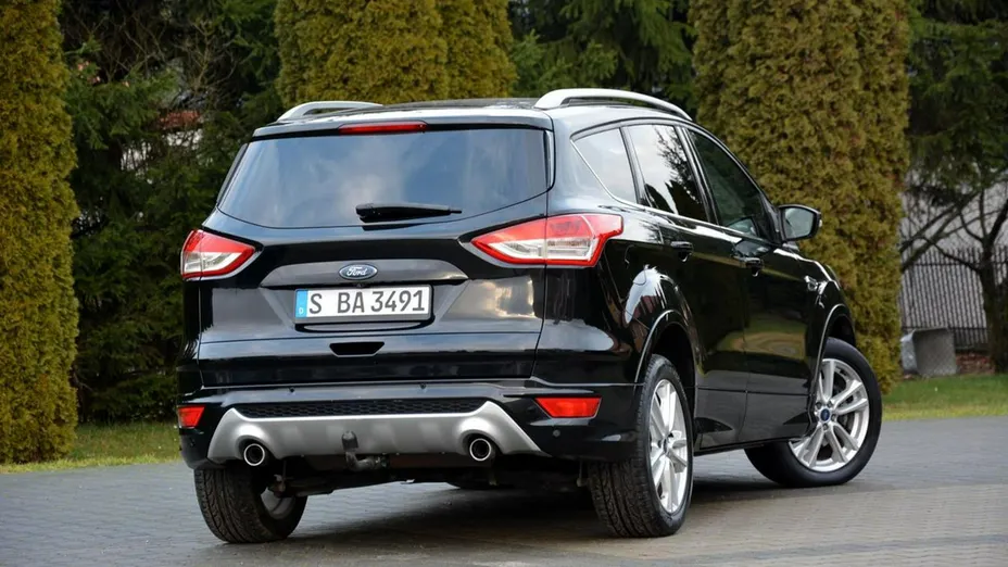 FORD Kuga -