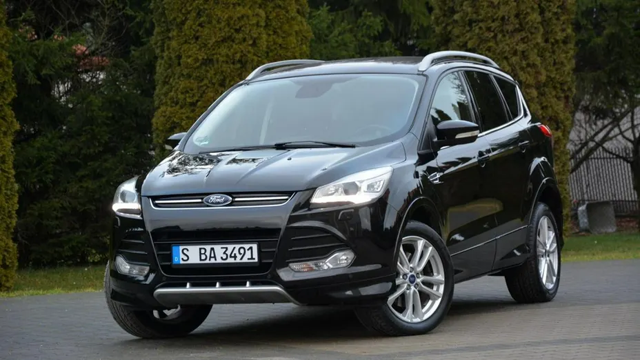 FORD Kuga -