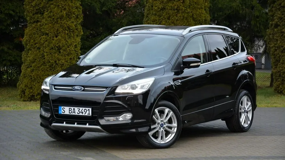 FORD Kuga -