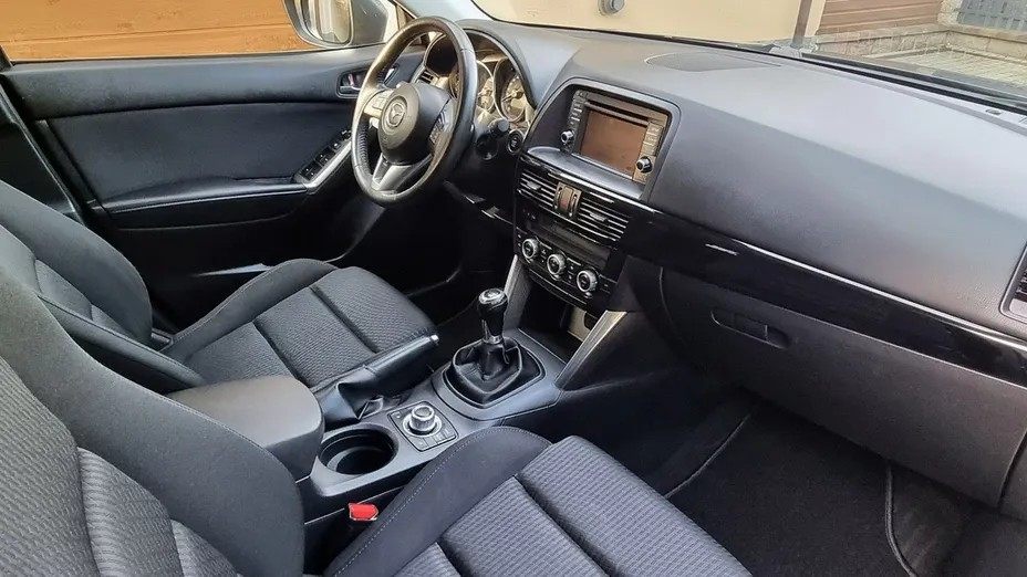 MAZDA CX-5 -