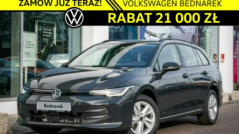 VOLKSWAGEN Golf -
