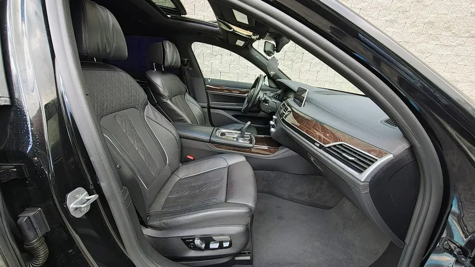 BMW Seria 7 -