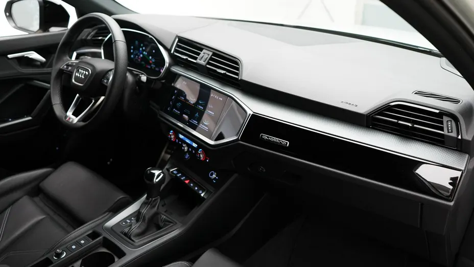 AUDI Q3 Q3 40 TDI Quattro S Line S tronic