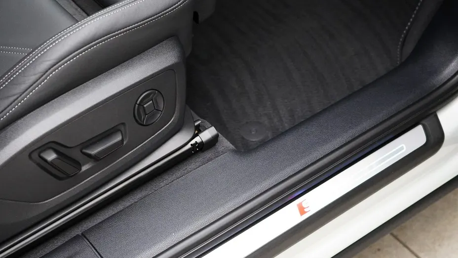 AUDI Q3 Q3 40 TDI Quattro S Line S tronic