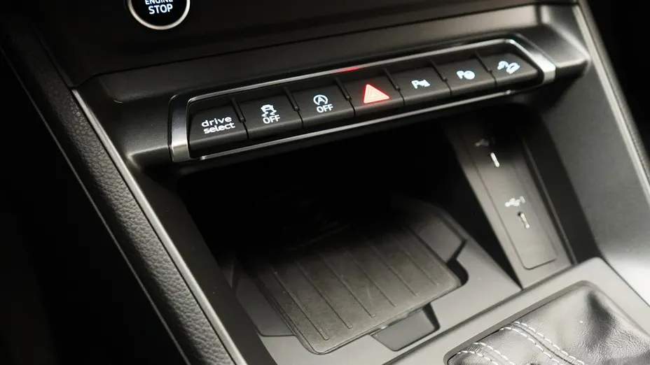 AUDI Q3 Q3 40 TDI Quattro S Line S tronic