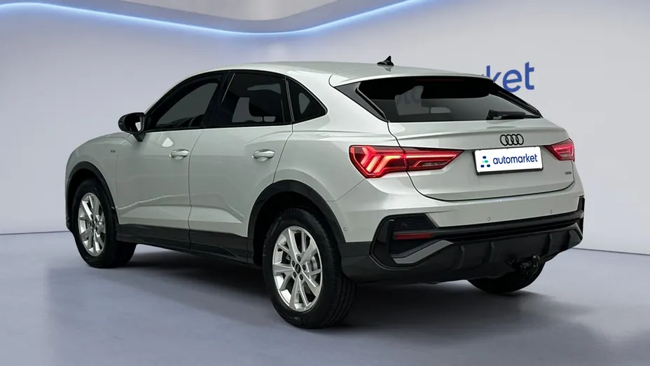 AUDI Q3 Q3 40 TDI Quattro S Line S tronic