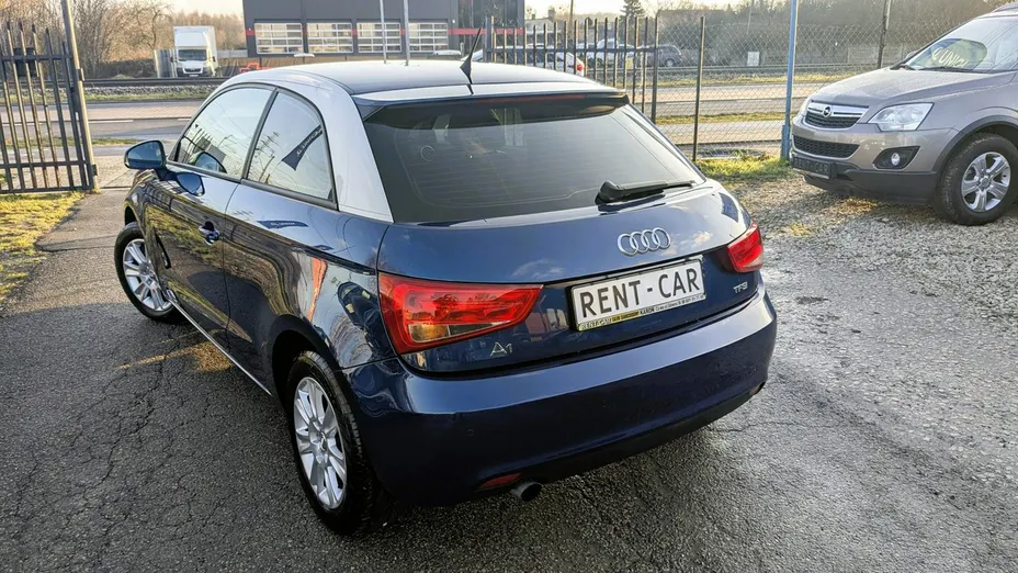 AUDI A1 -