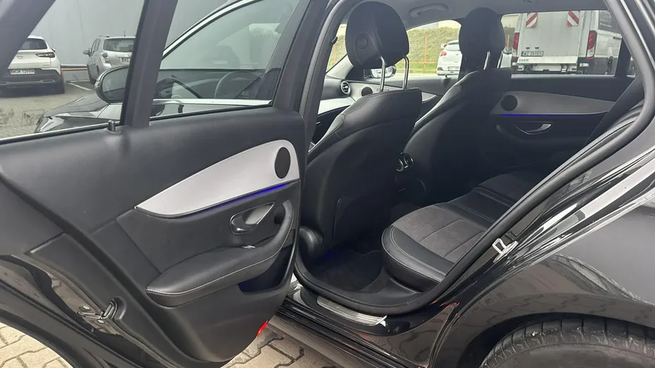 MERCEDES-BENZ E Klasa -