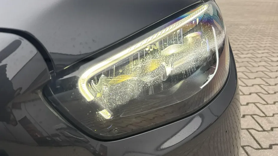 MERCEDES-BENZ E Klasa -