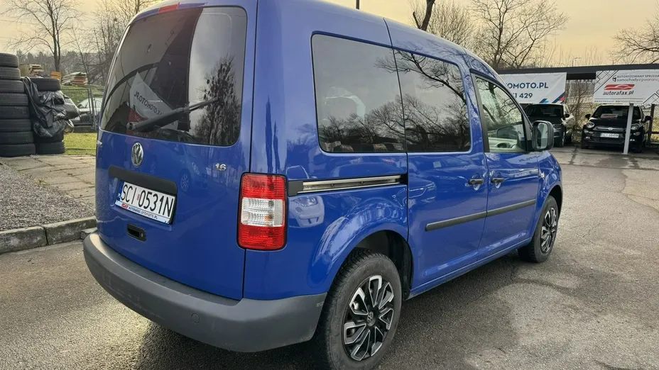 VOLKSWAGEN Caddy -