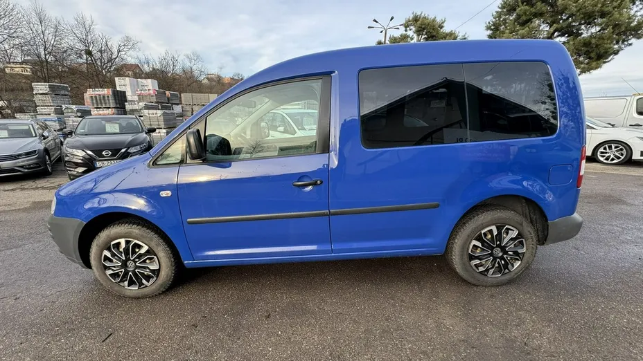 VOLKSWAGEN Caddy -