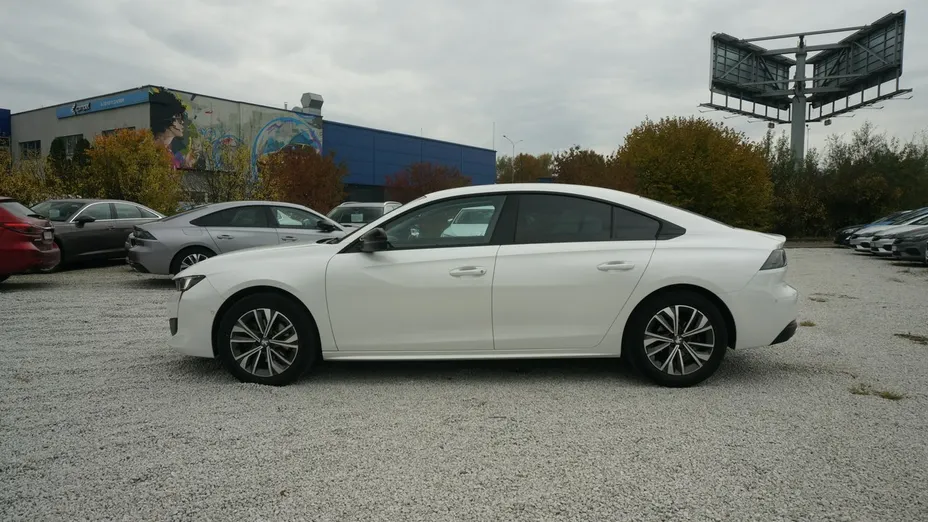 PEUGEOT 508 -