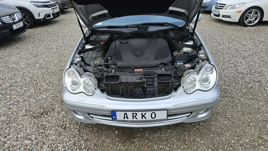 MERCEDES-BENZ C Klasa -