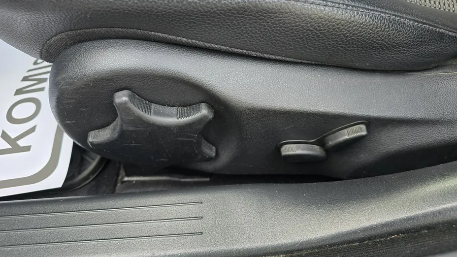 MERCEDES-BENZ C Klasa -