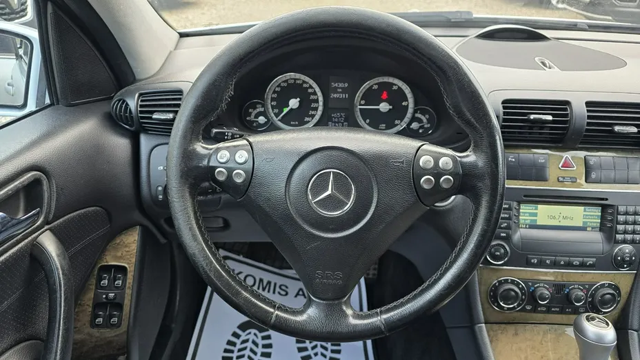 MERCEDES-BENZ C Klasa -