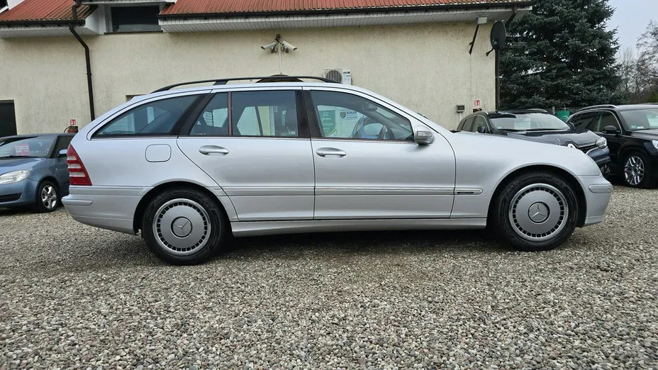 MERCEDES-BENZ C Klasa -