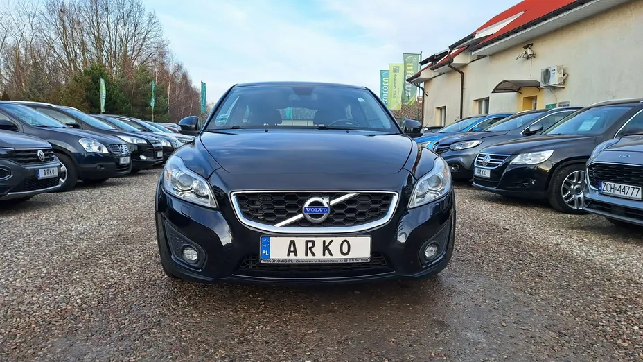 VOLVO C30 -
