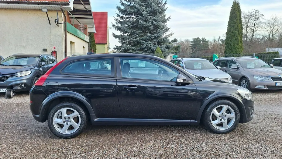 VOLVO C30 -