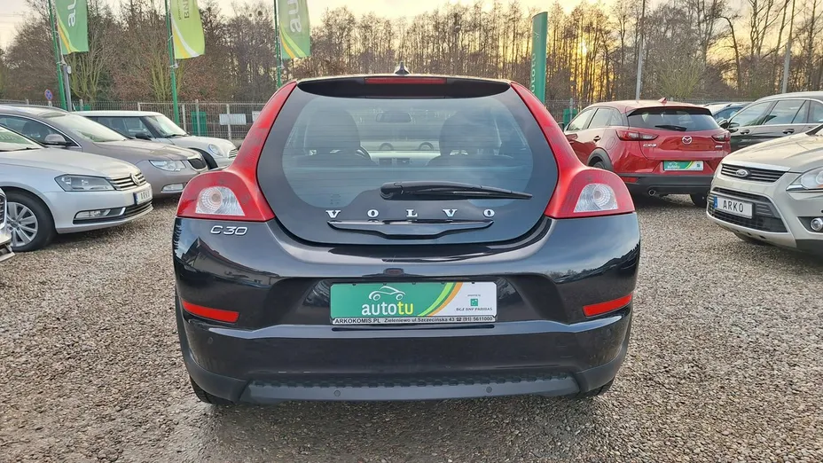 VOLVO C30 -
