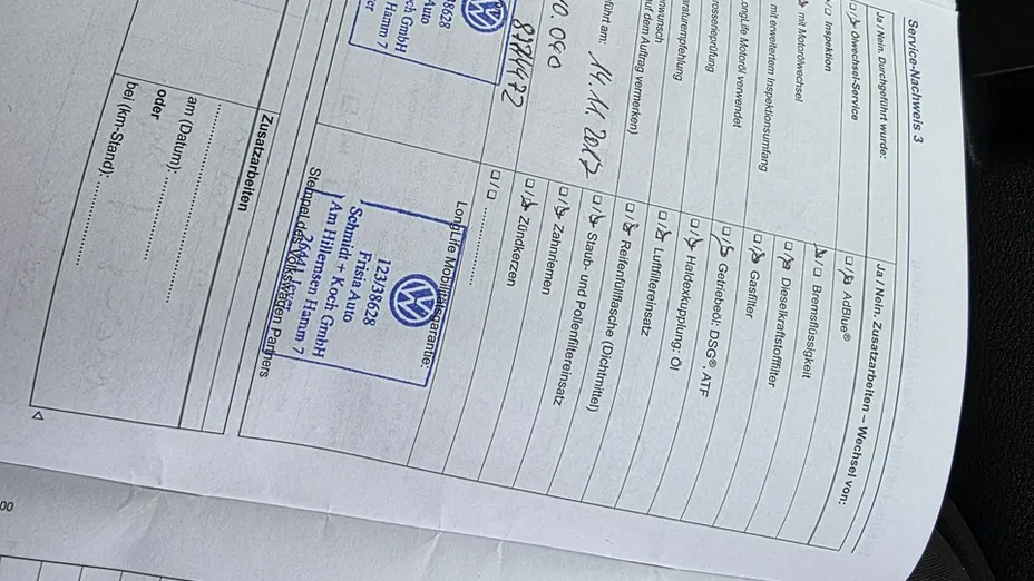 VOLKSWAGEN Touran -