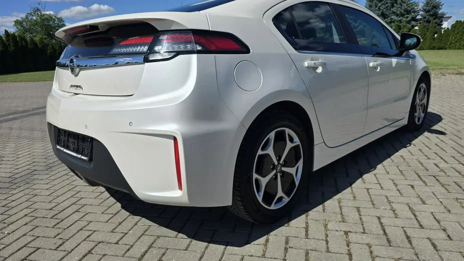 OPEL Ampera -