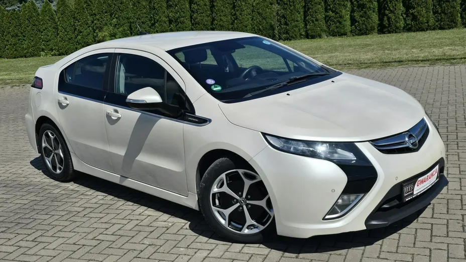 OPEL Ampera -