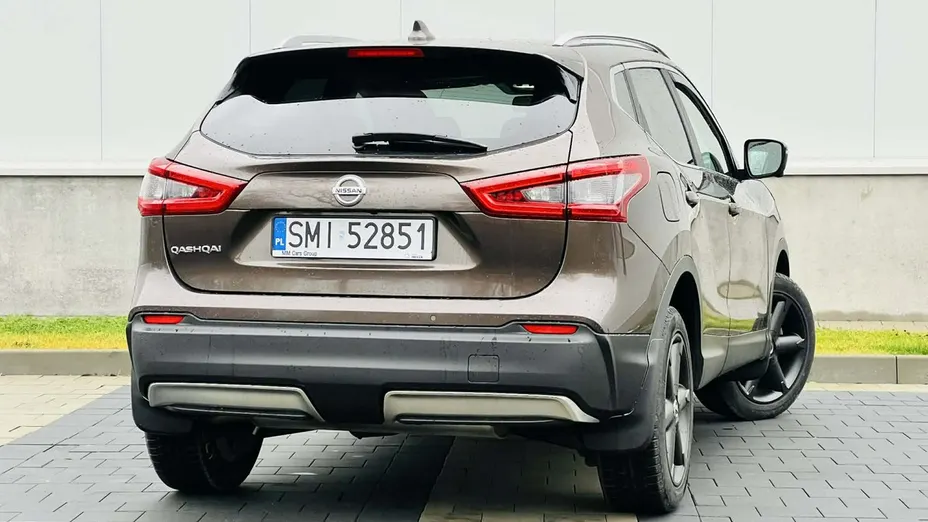 NISSAN Qashqai -