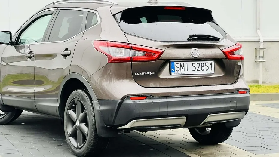 NISSAN Qashqai -