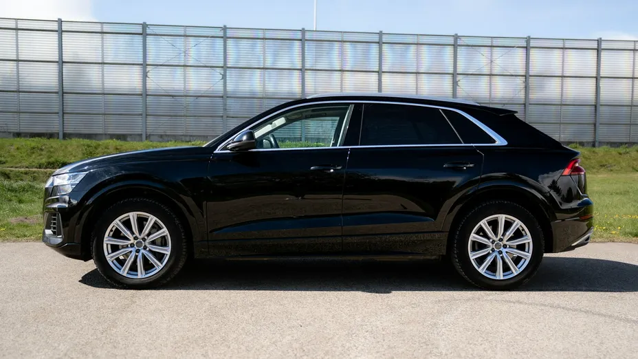 AUDI Q8 / E-Tron -