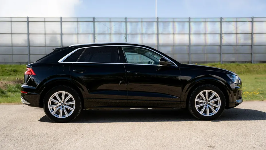 AUDI Q8 / E-Tron -
