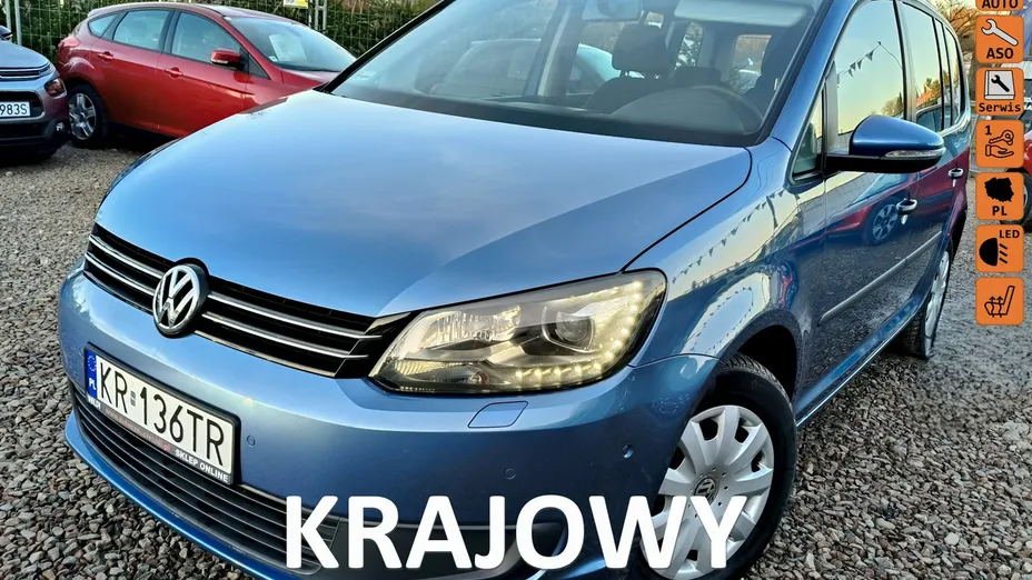 VOLKSWAGEN Touran -