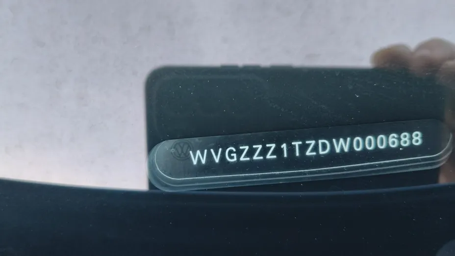 VOLKSWAGEN Touran -